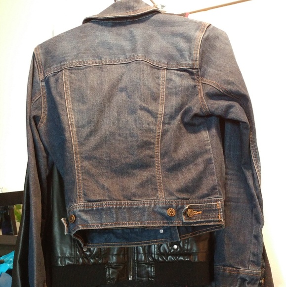 Gap Jean Jacket - Picture 2 of 2
